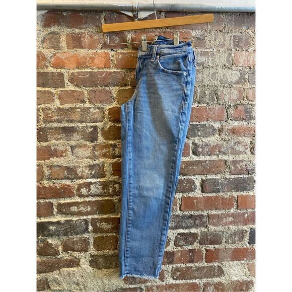 Garage Medium Wash Blue Jeans Cut Off Frayed Ankle Pant Ladies Size 00 - Picture 2 of 8